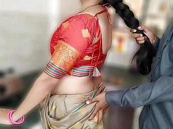 Sonu's first time shagging a bro-in-law in a difficulty kitchen - a hot creampie surprise!