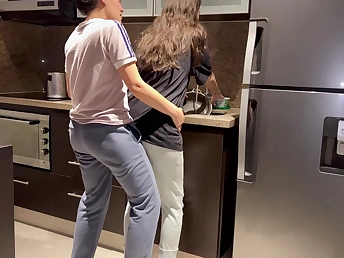 Stepmom can't resist heeding as hot Colombian wifey gets say no to tight pussy eaten while cleaning dishes in the kitchen