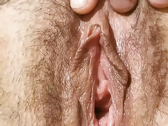 Super hot COUGAR wife with flawless cootchie wails in delight as her spurting begins to fountain