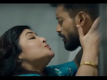 Sonny-in-law ruins Indian stepmother-in-law's figure with his giant dark-hued beefstick