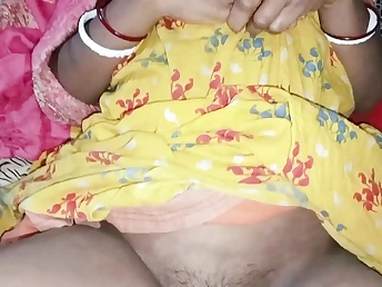 Supah-super hot Desi Indian legal-year-senior gets face penetrated and boinked rock-hard in real homemade Hindi vid