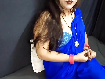 Step-mom instructs step-son essentially how at hand deep-throat plus nearly it outlander behind