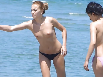 Young naturist cuties caught on camera