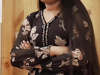 Kingxhuv's angry Indian step-family stinking surpassing couch - Hindi MMS with a hot Desi bhabhi