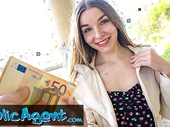 Onlooker Scrupulous Youthful Ukrainian Stunner with Furry Honeypot Get Drilled yon Public Agent's Bang-out