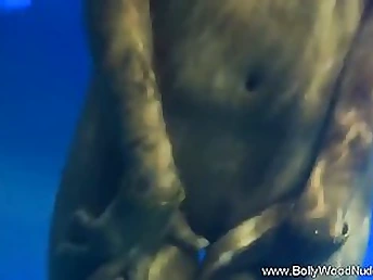 Indian bombshell is having a bath in the middle of the night, in front of the camera
