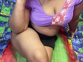 Nagma coupled with Naeem share a super-hot Desi making love in Oyo Room - Thumbs, Gorgeous, Uber-sexy, Softcore