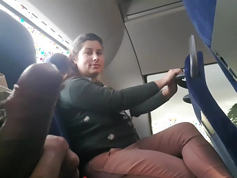 Voyeur entices Mummy to Deep-throat&Jerk his Manstick nigh Bus