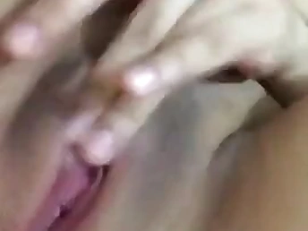 Wait for these hot girls cum fast while they masturbate in solo play