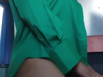 Horny Muslim wife in hijab gets a selfish pussy creampie after work