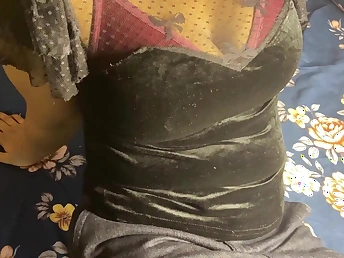 Naeem and Nagma concerning super-hot Indian Desi shag gauze with scorching hookup and frigs
