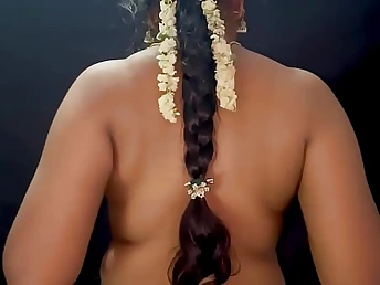 Desi Indian Aunty flaunts her hot muff & fun bags in a hot homemade video