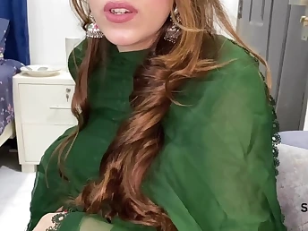 Sara Khan Pakistani Neighbor Ginormous Hooters Ravages Changeless on First-timer Mistiness